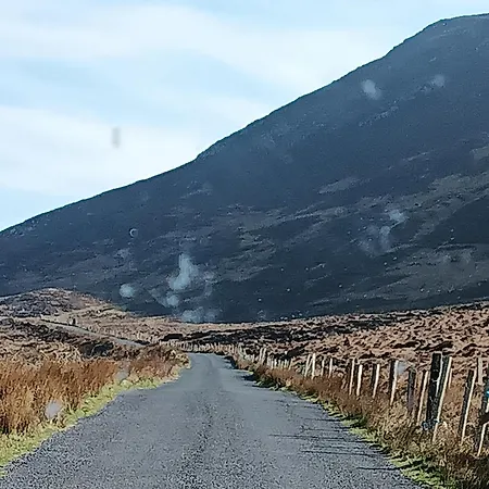 Rest And Recharge At 12 Glen Nyaraló