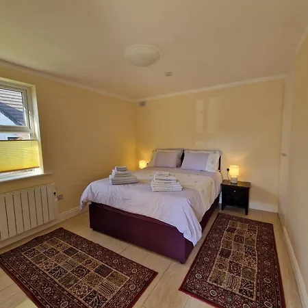 Rest And Recharge At 12 Glen *