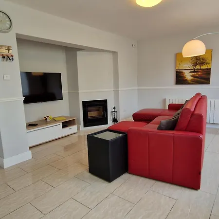 Rest And Recharge At 12 Glen *