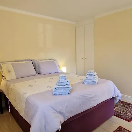 Nyaraló Rest And Recharge At 12 Glen *