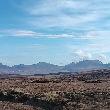 Rest And Recharge At 12 Glen Clifden