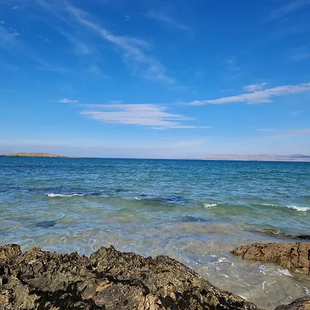 Rest And Recharge At 12 Glen Nyaraló