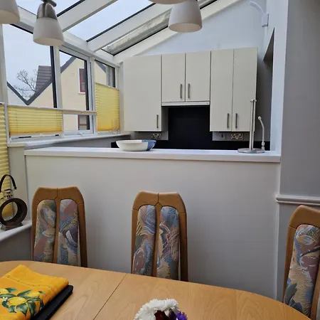 Nyaraló Rest And Recharge At 12 Glen Clifden